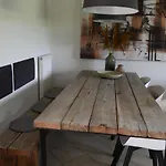 Holiday home Boshuis Golfzicht 